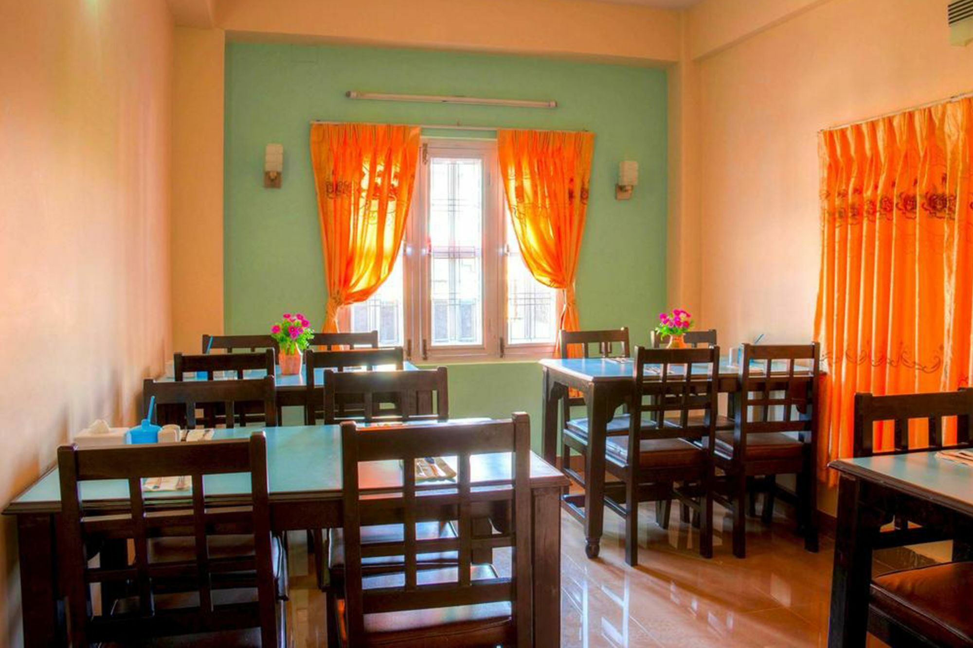 Hotel Atrium Pokhara Zewnętrze zdjęcie